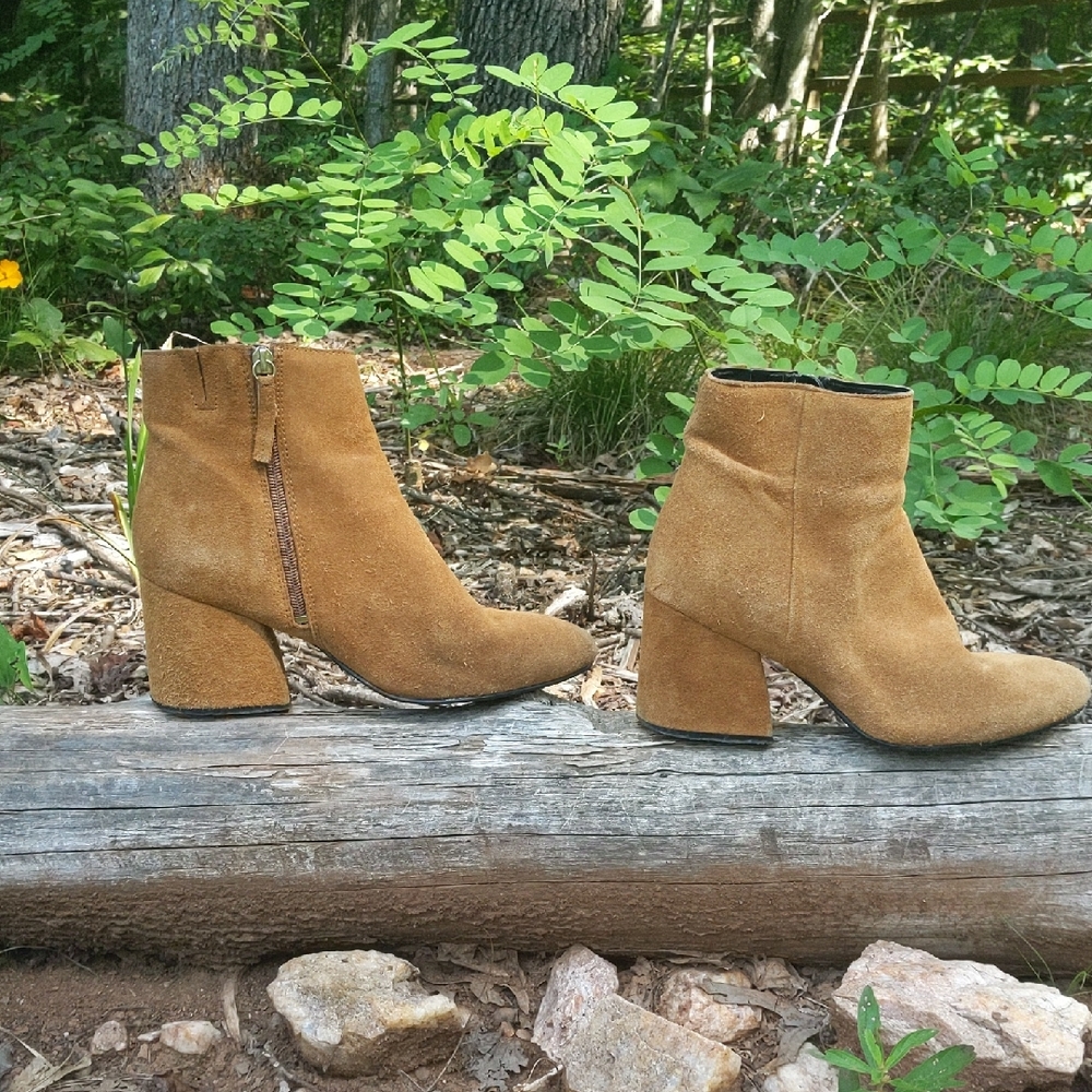 Pull And Bear Tan Suede Ankle Boots